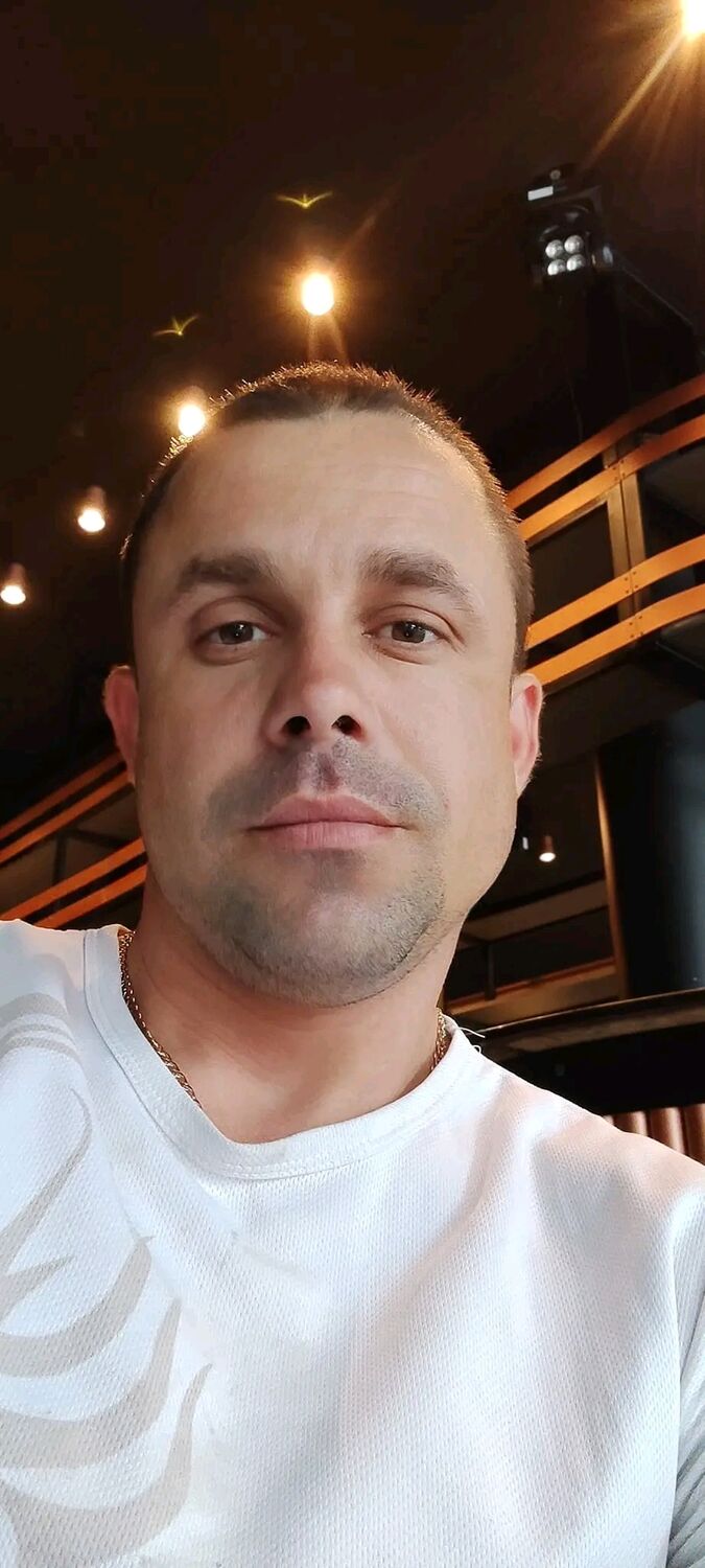  ,   Toma, 34 ,   ,   