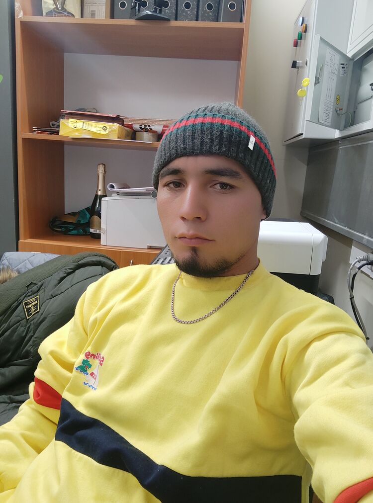  30032570  , 29 ,    