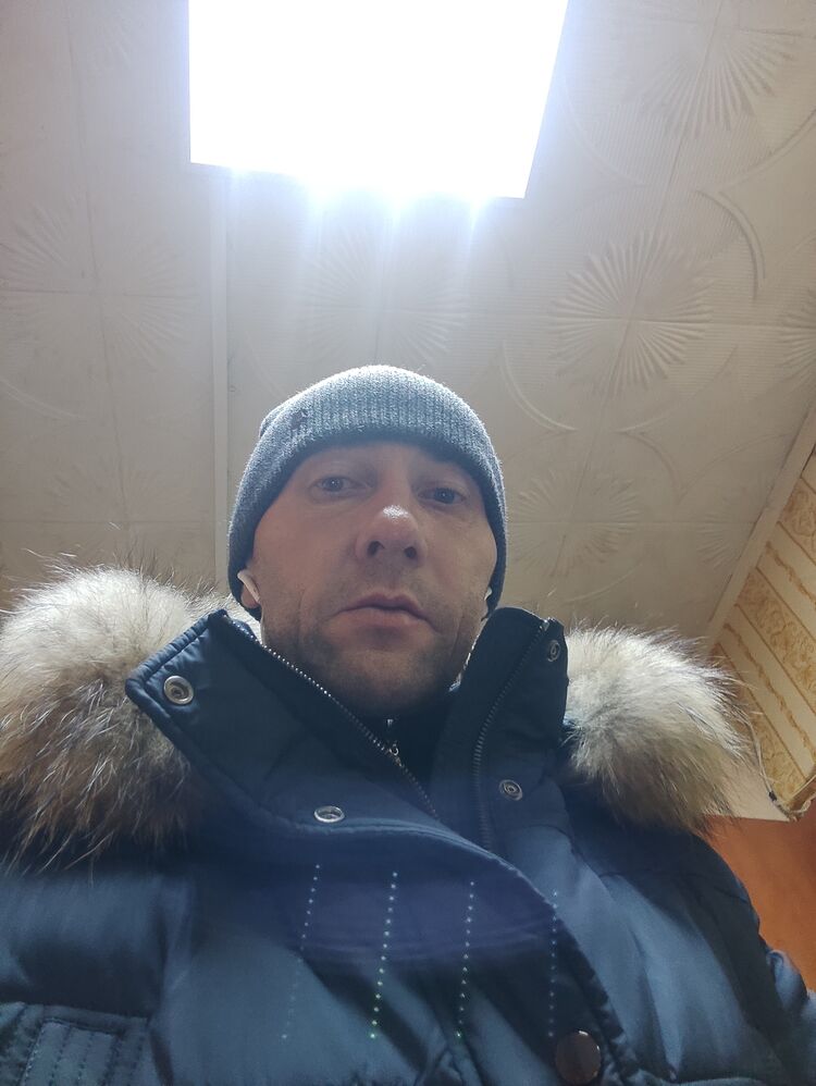  50618570  Boris, 42 ,    -