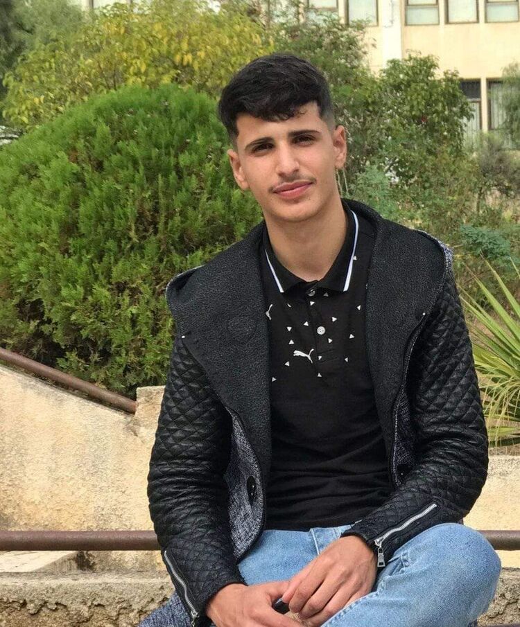  ,   Khosin, 21 ,   ,   