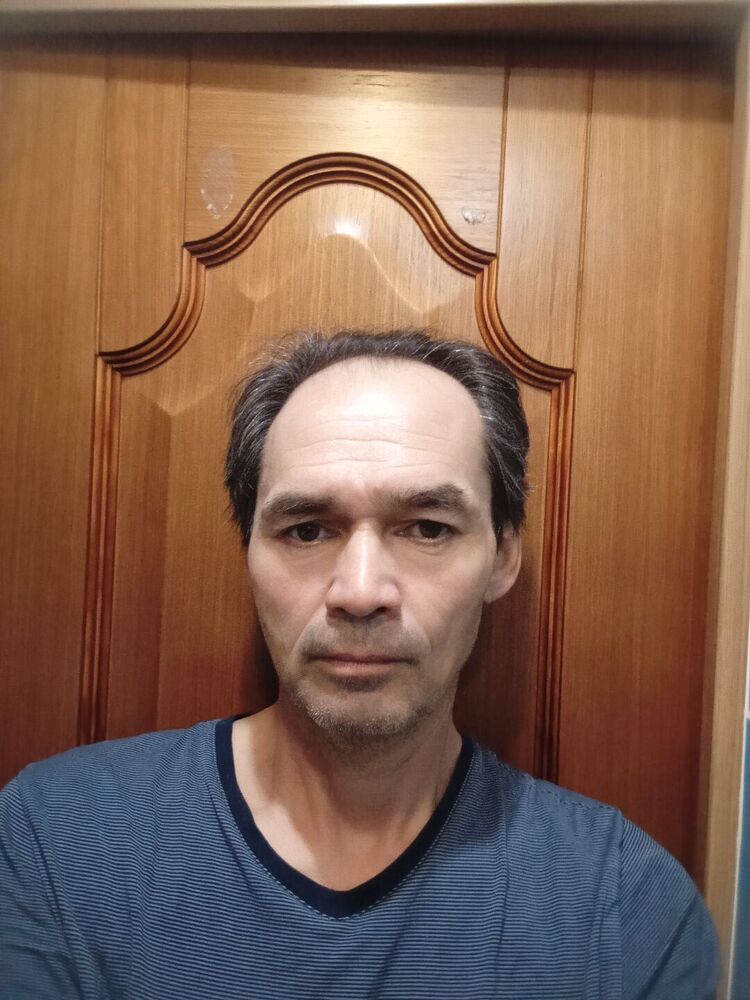  48695030  , 54 ,    