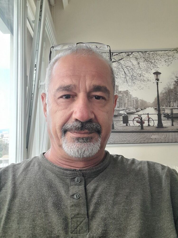  51319050  William, 47 ,    