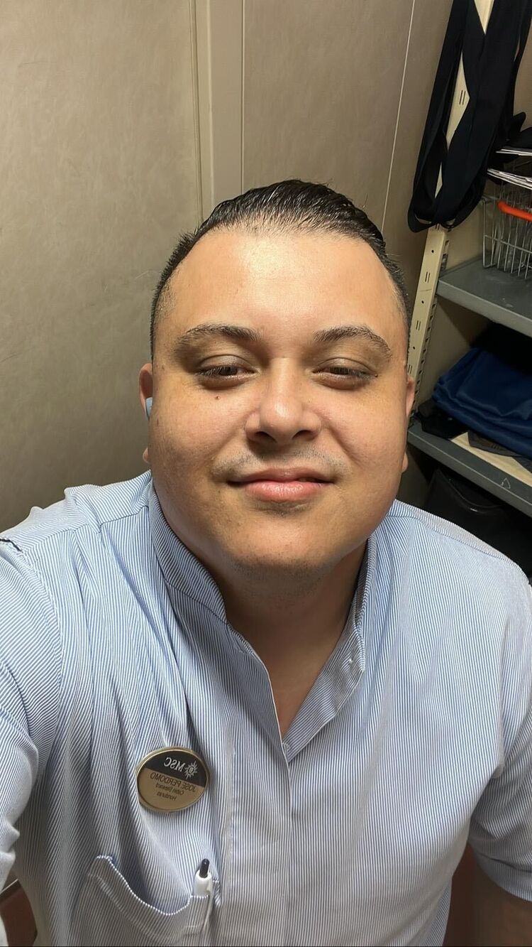  52585630  Antonio, 36 ,    --