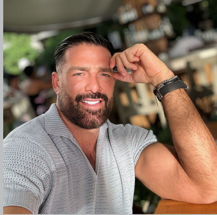  46799190  Federicodiaz, 60 ,    Orono