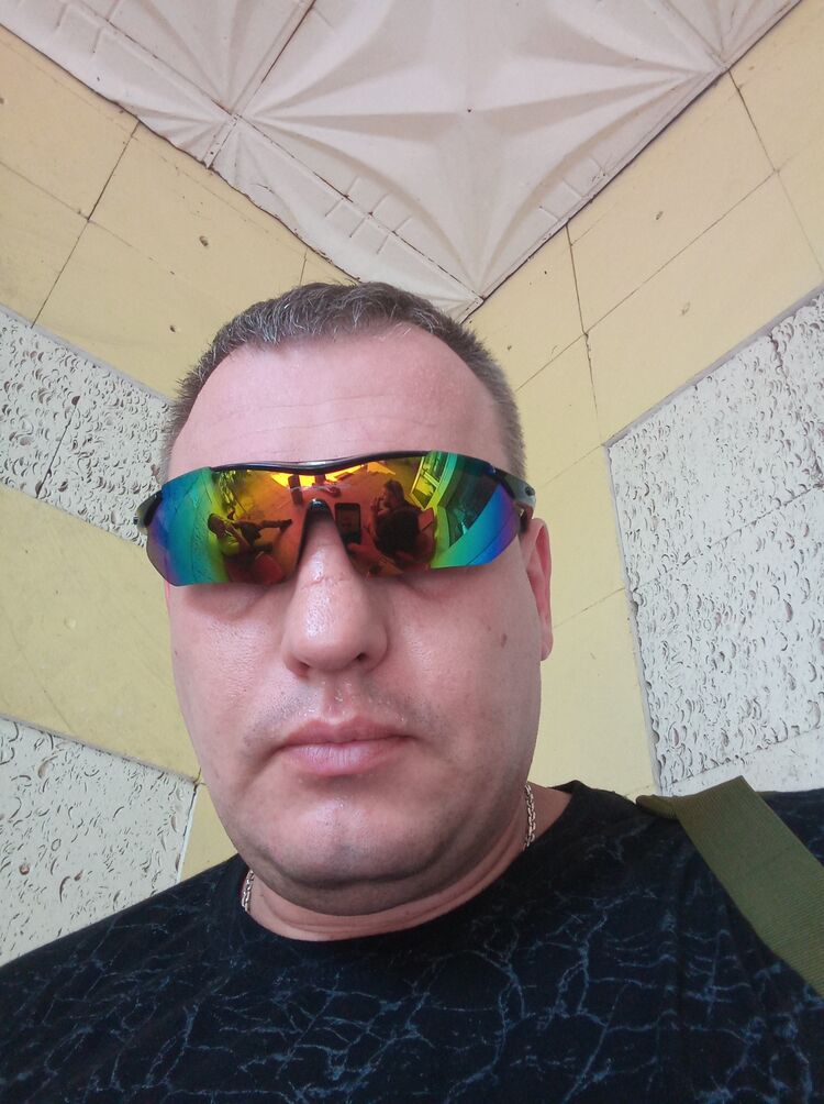  44728030  , 40 ,    