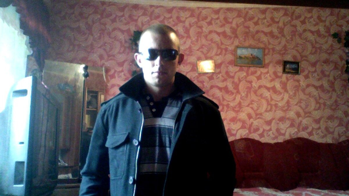  ,   Alex, 35 ,   