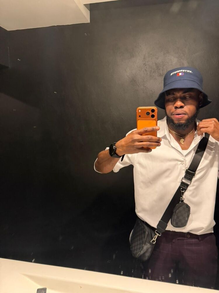  54490200  Dj Benefit, 31 ,    