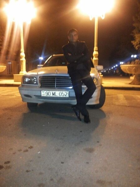 19710950  Murad, 44 ,    