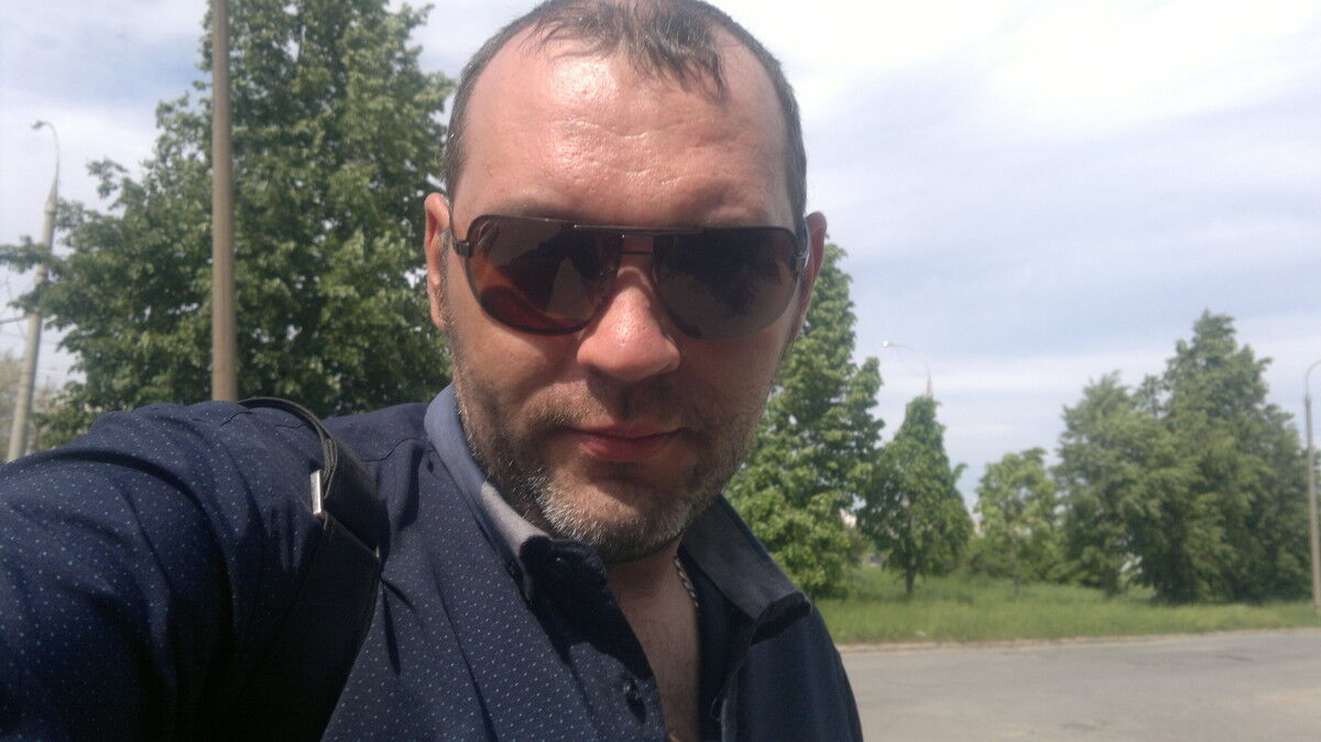  ,   Sergik, 40 ,   ,   , c 