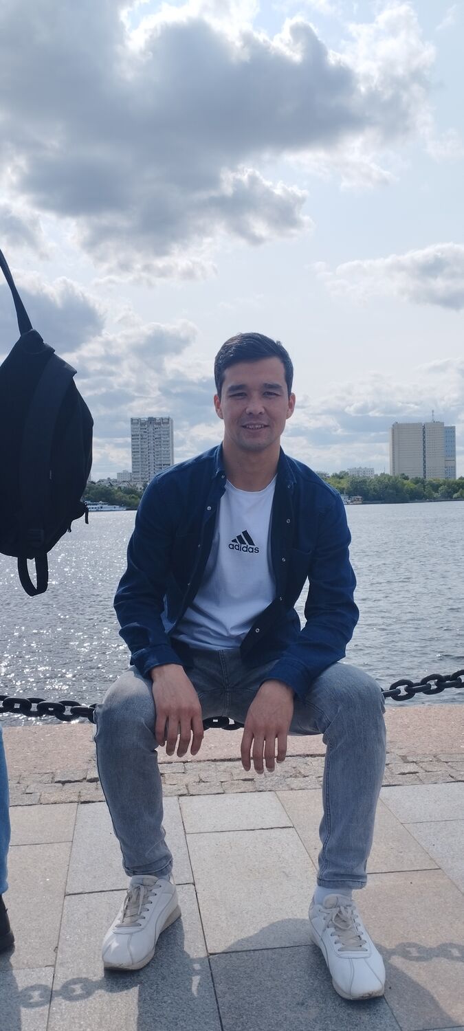  39618770  Agassy, 28 ,    