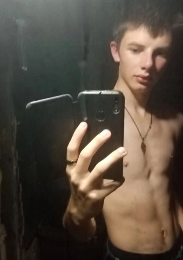  ,   Danil, 20 ,   ,   