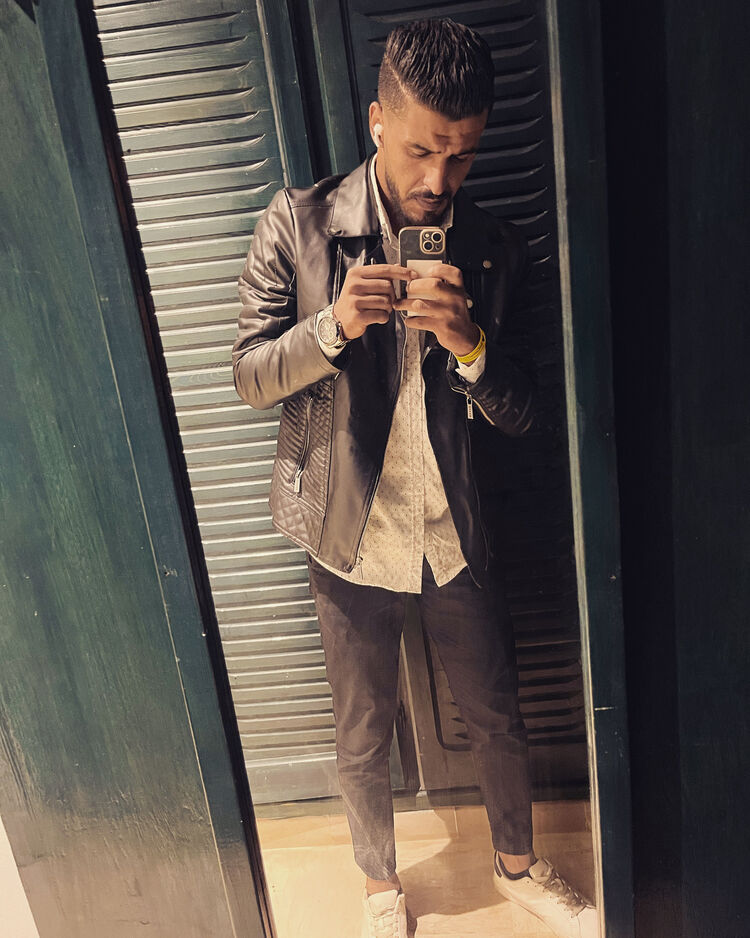  35617610  Abdu, 28 ,    Banghazi