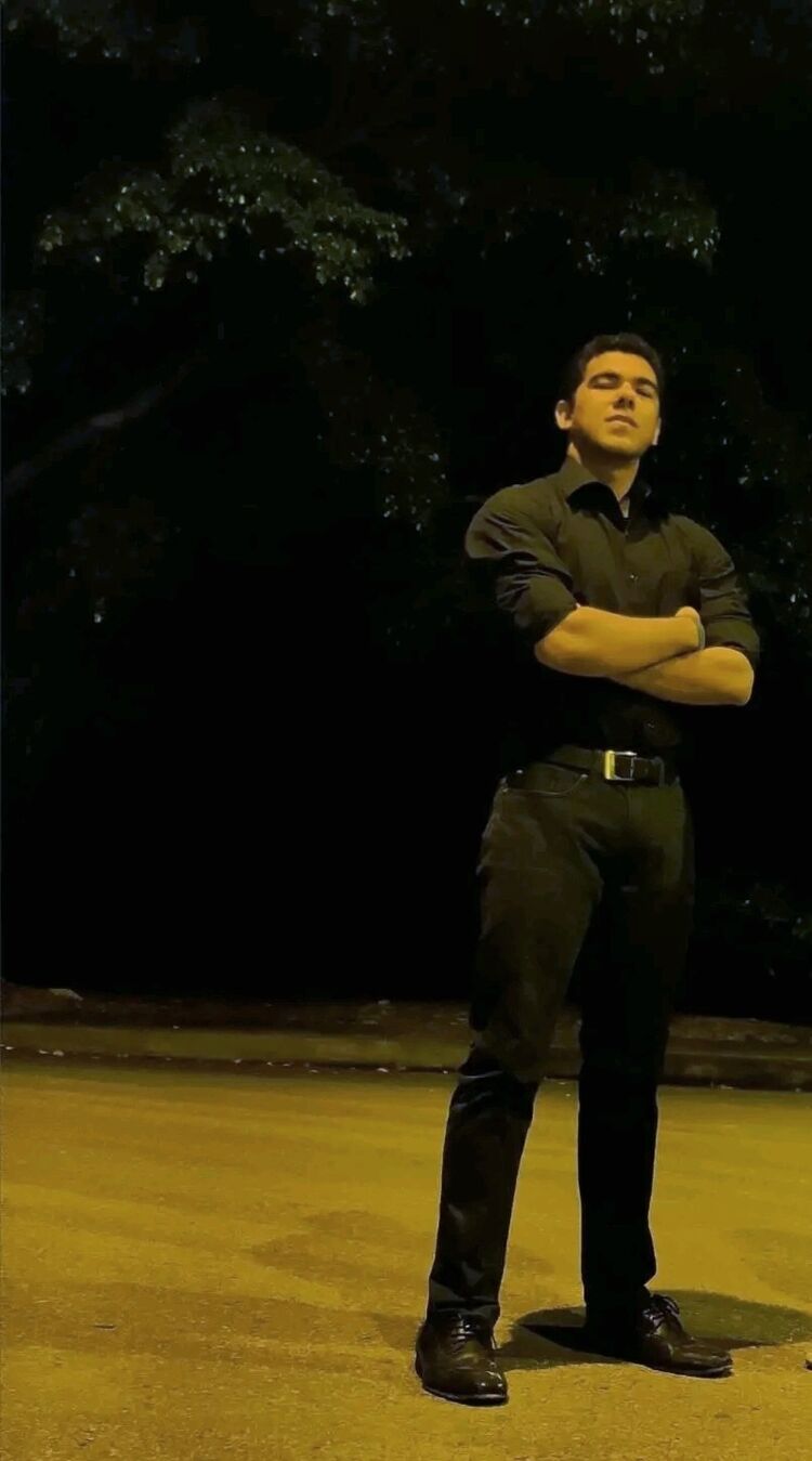  Guayaquil,   Manuel, 28 ,   ,   , c 