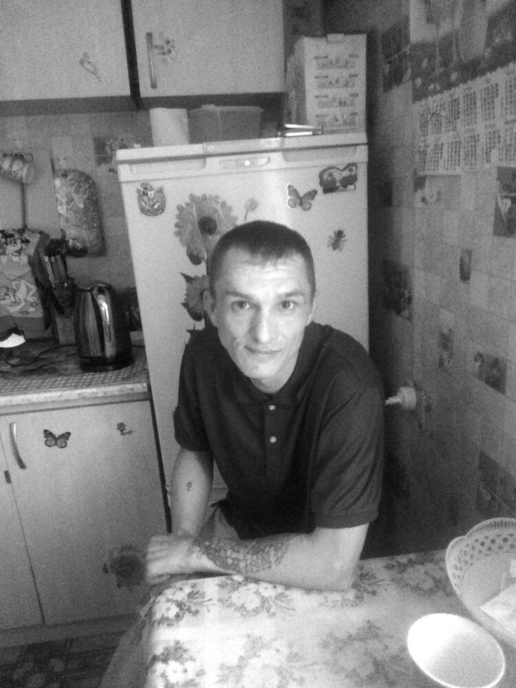  11360480  Urok, 43 ,    