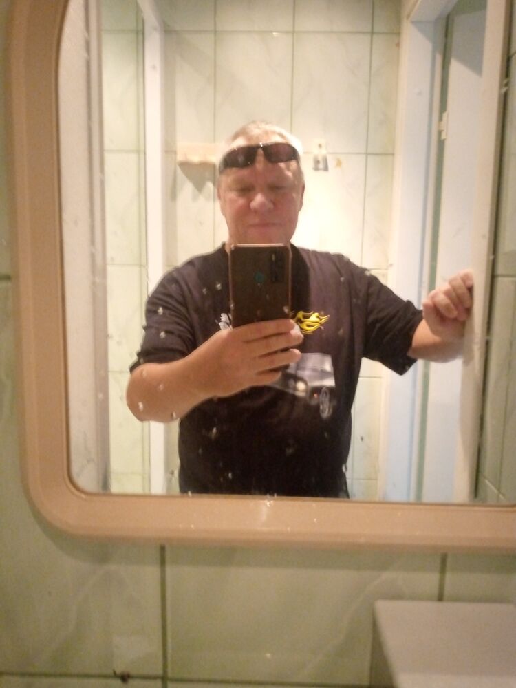  38287740  , 51 ,    