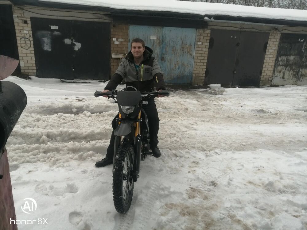 ,   Dimon, 32 ,   c 