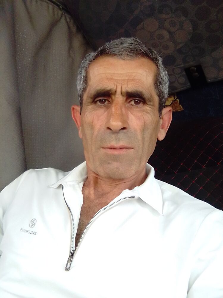  36076910  Vazgen, 57 ,    