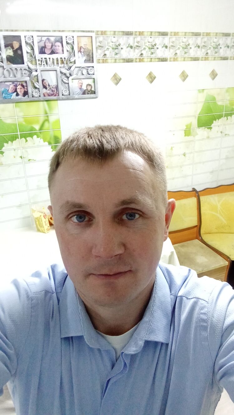  ,   Alex, 40 ,     , c 
