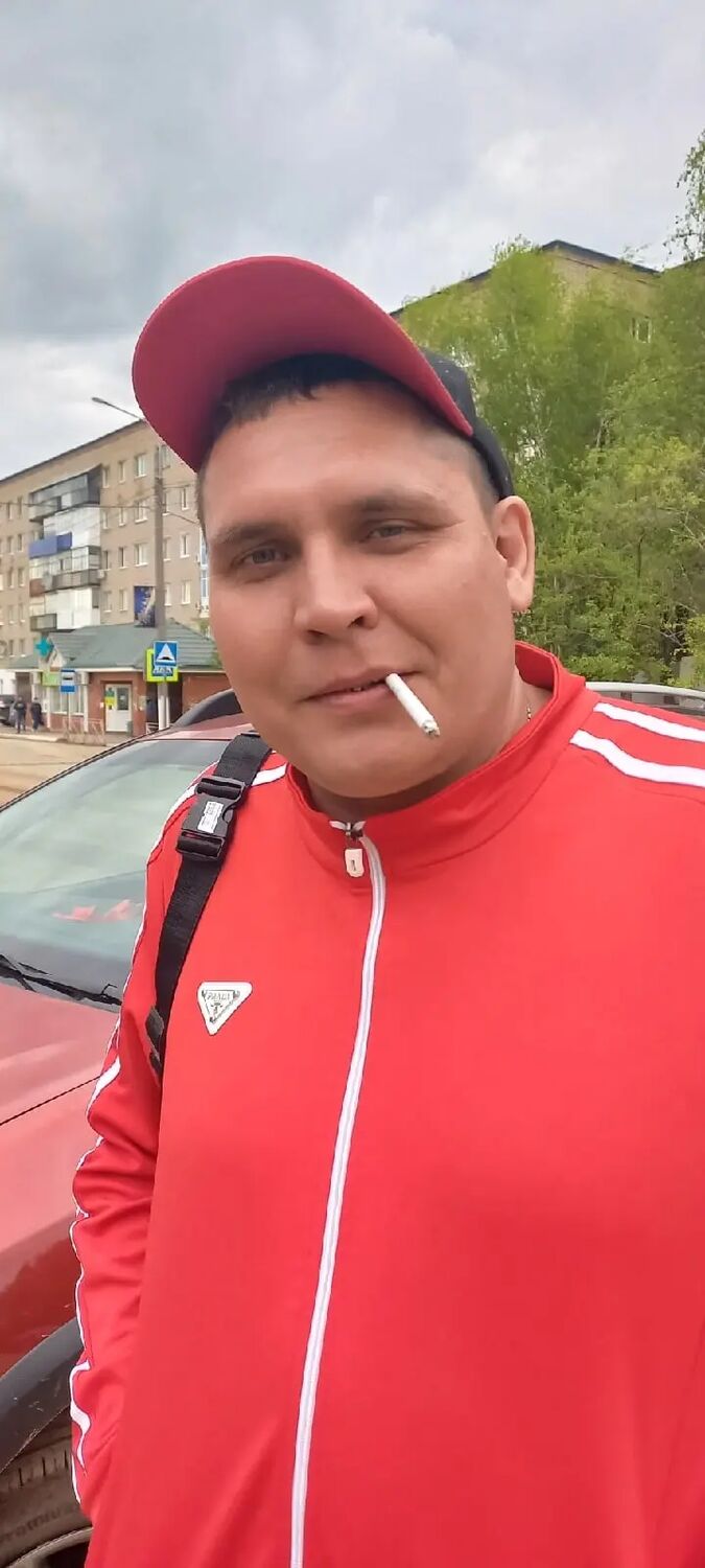  32158210  , 37 ,    