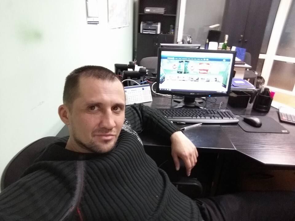  46607650  Garik, 38 ,    