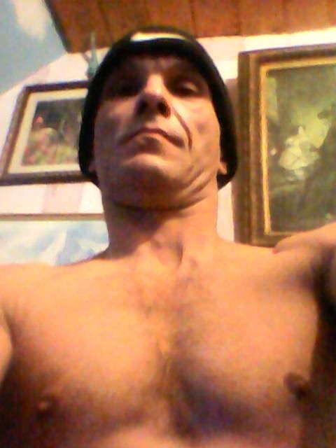  9057170  orik, 52 ,    