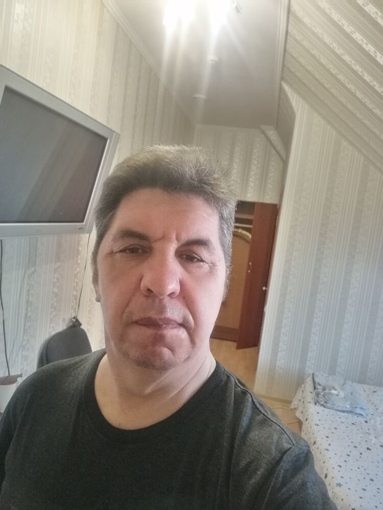  43217820  , 52 ,    