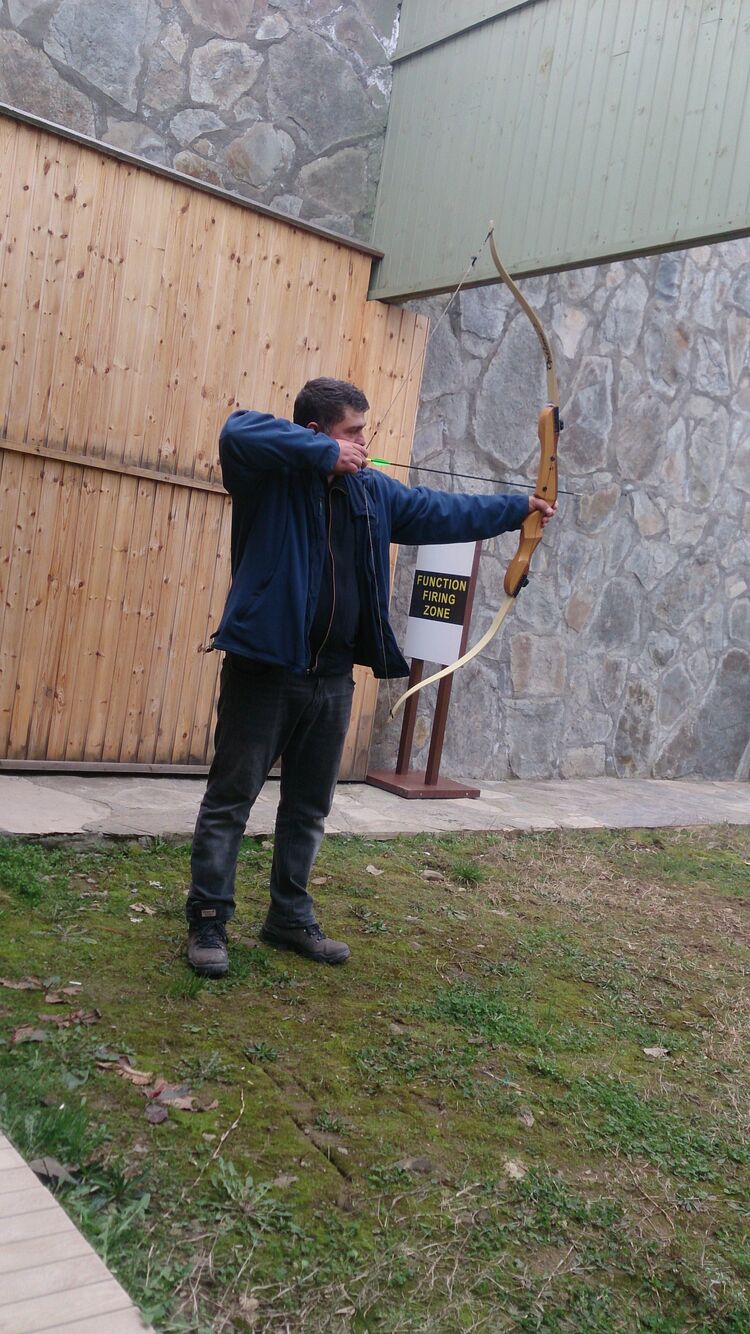  26225440  Jenser, 40 ,    