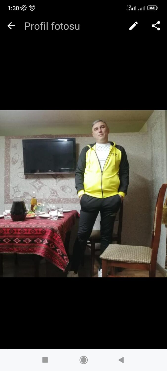  45054660  Anar, 44 ,    