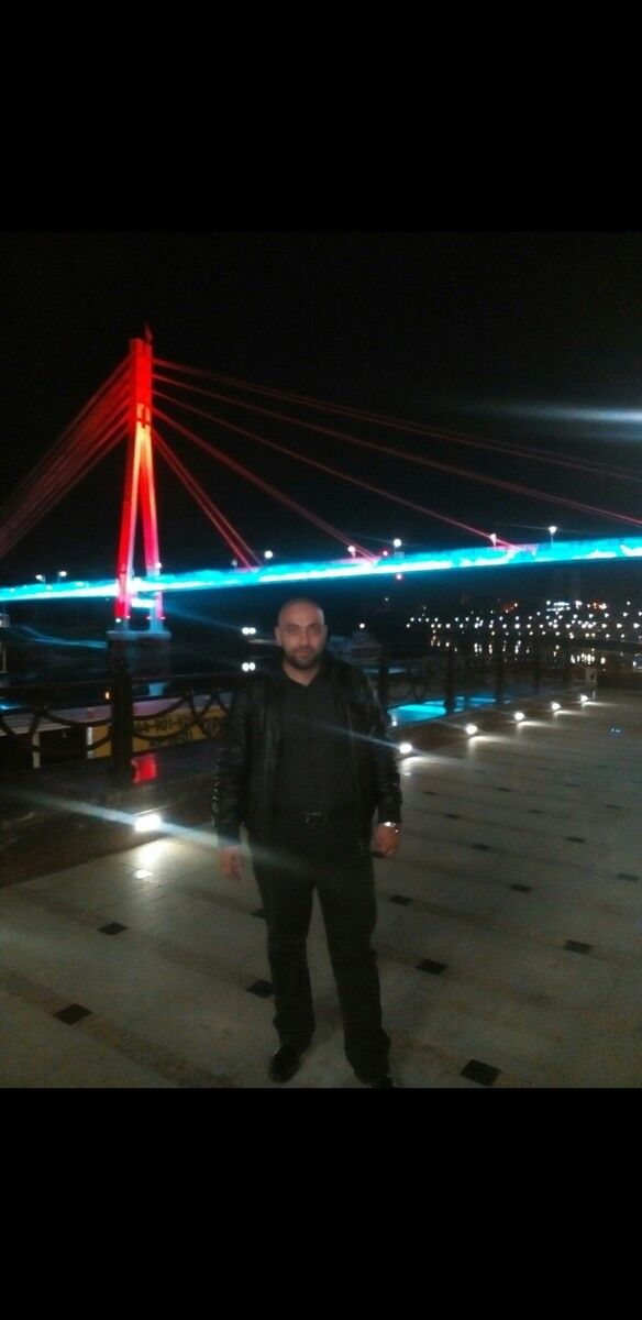  19172160  Mark, 39 ,     