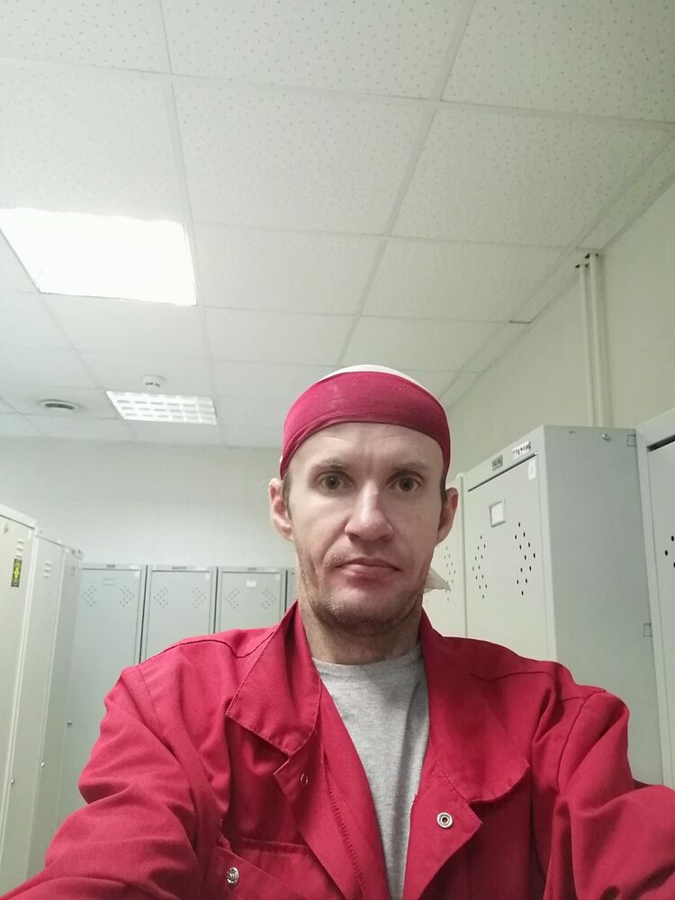 ,   Urij, 47 ,  
