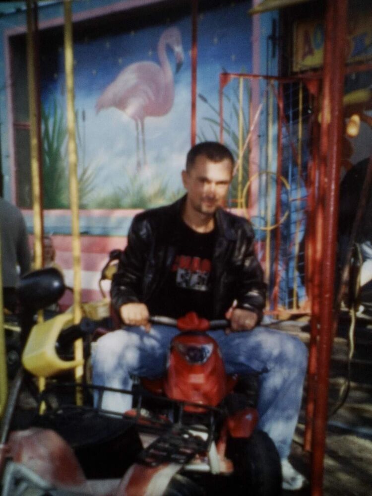  42505990  , 46 ,    