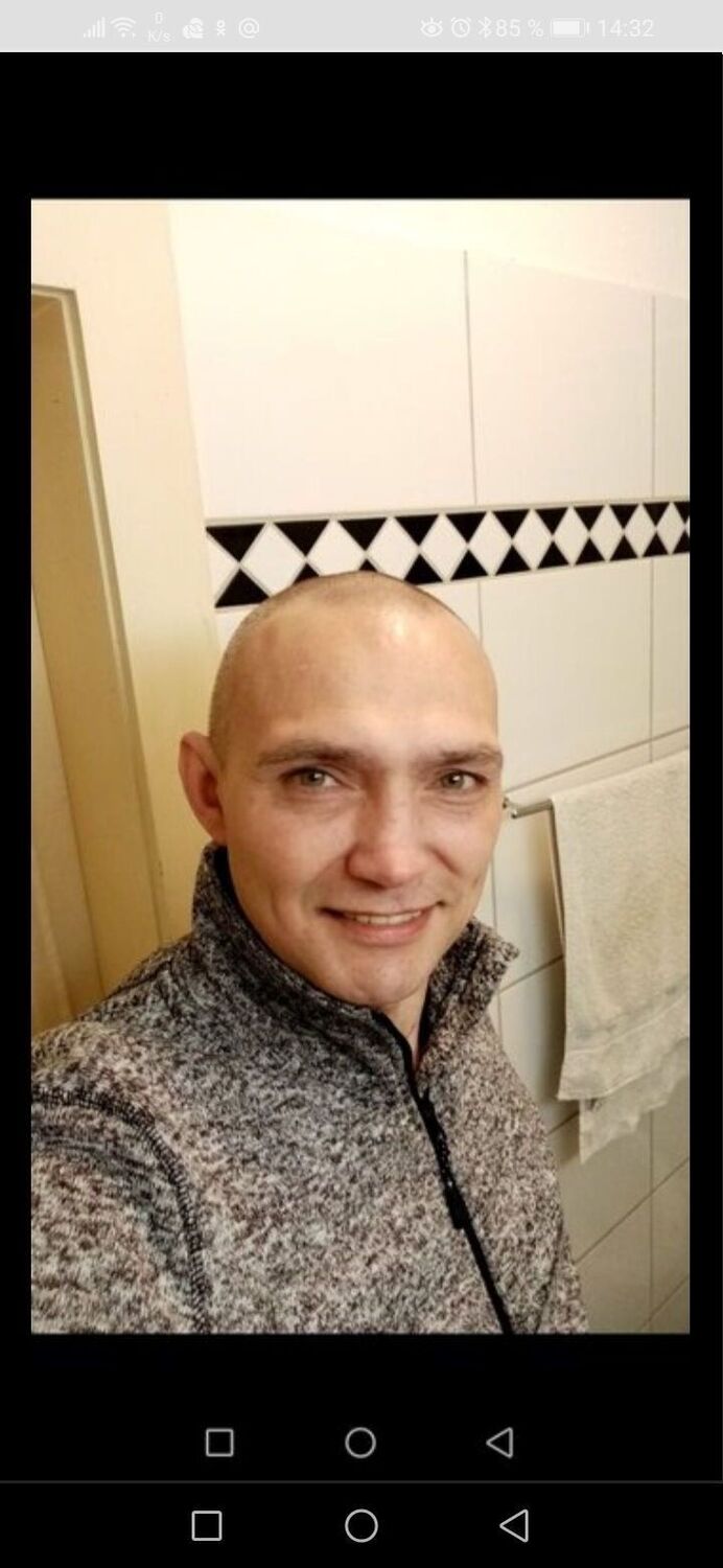  Wermelskirchen,   Andrej, 45 ,   ,   , c 