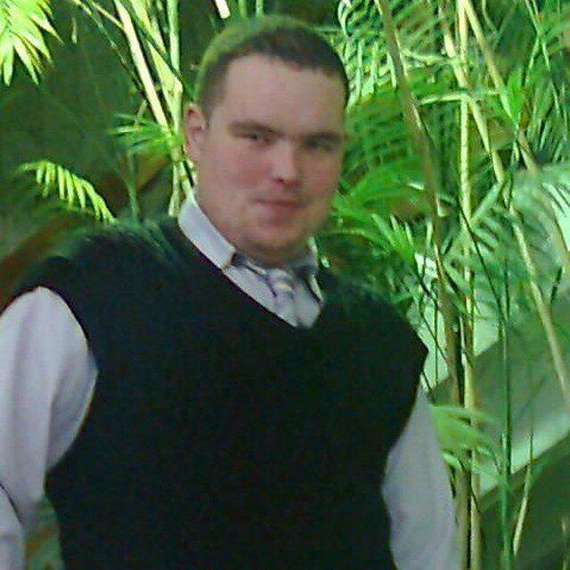 ,   Ivan, 32 ,   c 