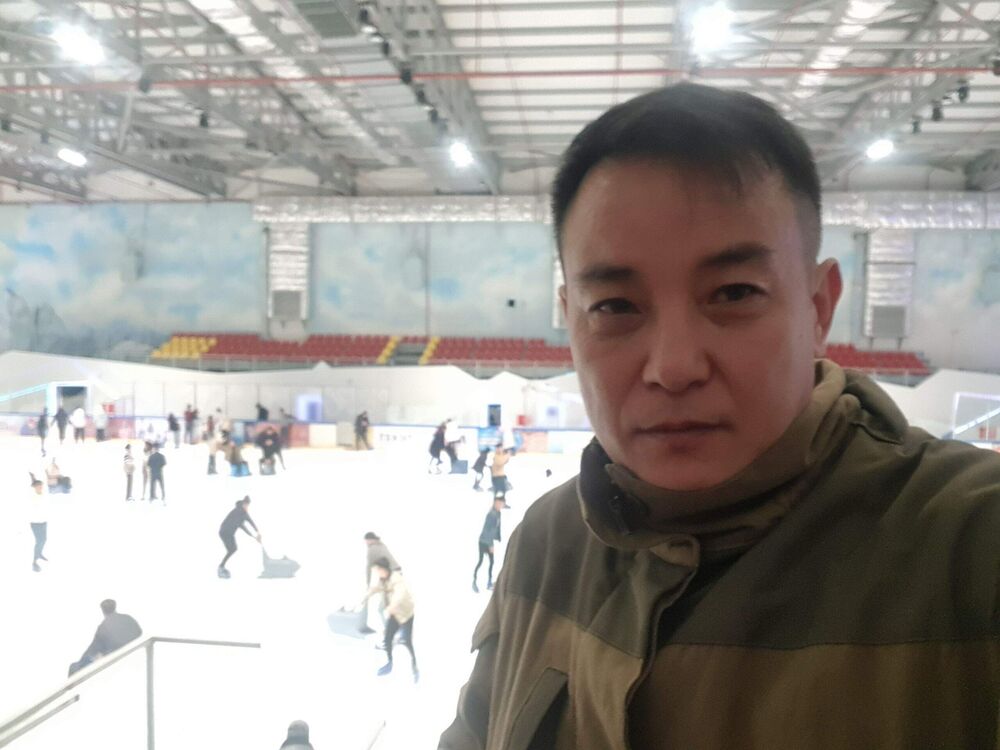  54089850  Aleksandr, 45 ,    