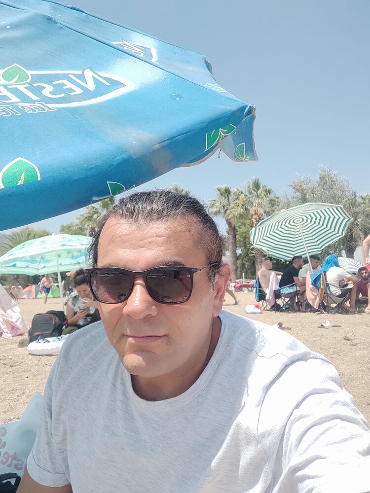  43752980  Turabi, 48 ,    