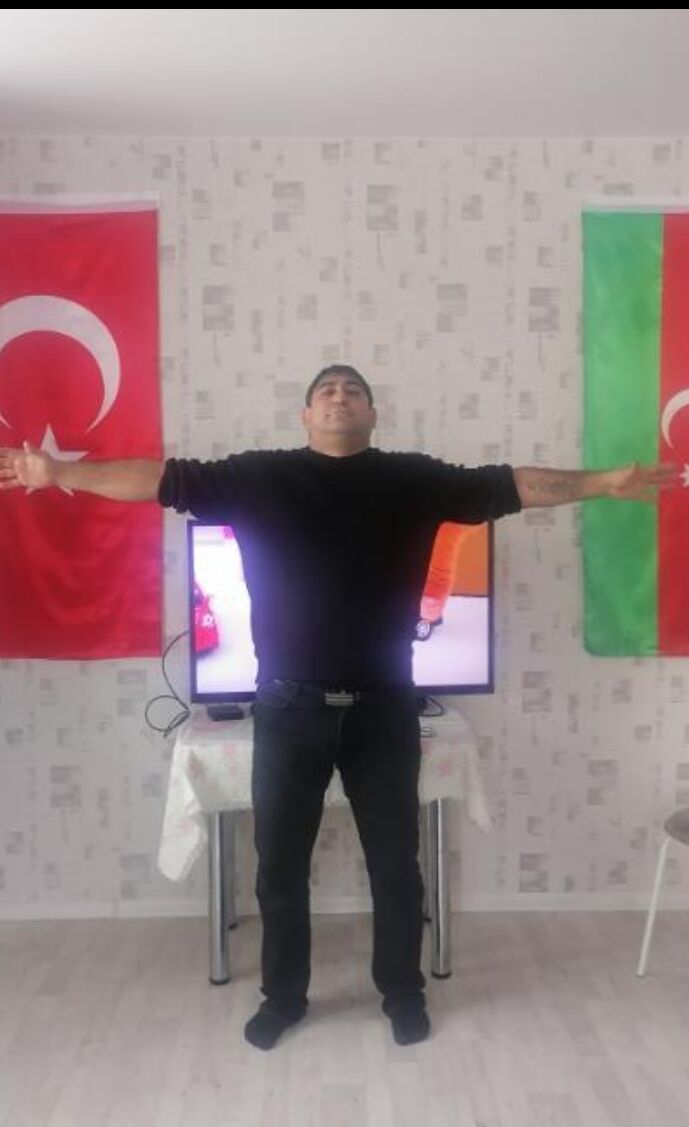  38387780  , 40 ,    
