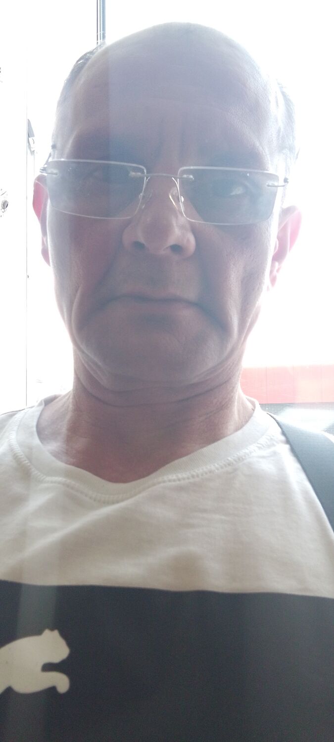  51072970  Damir, 53 ,    