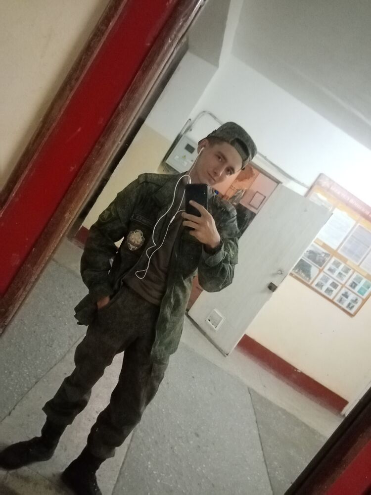  30548060  , 23 ,    