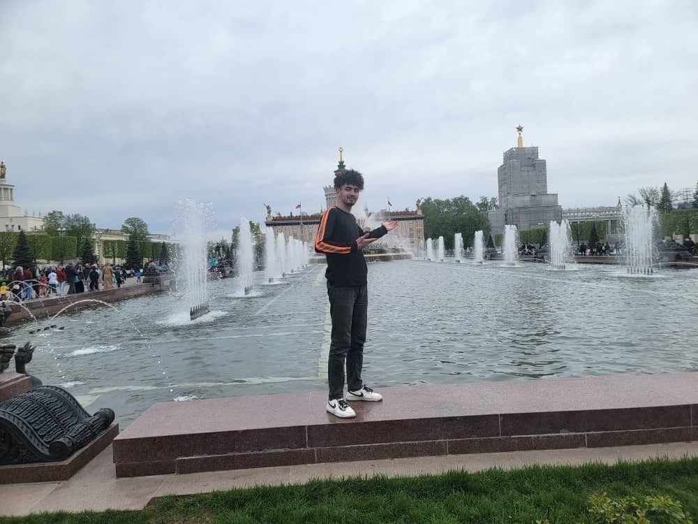  39873450  Moxamed, 22 ,    