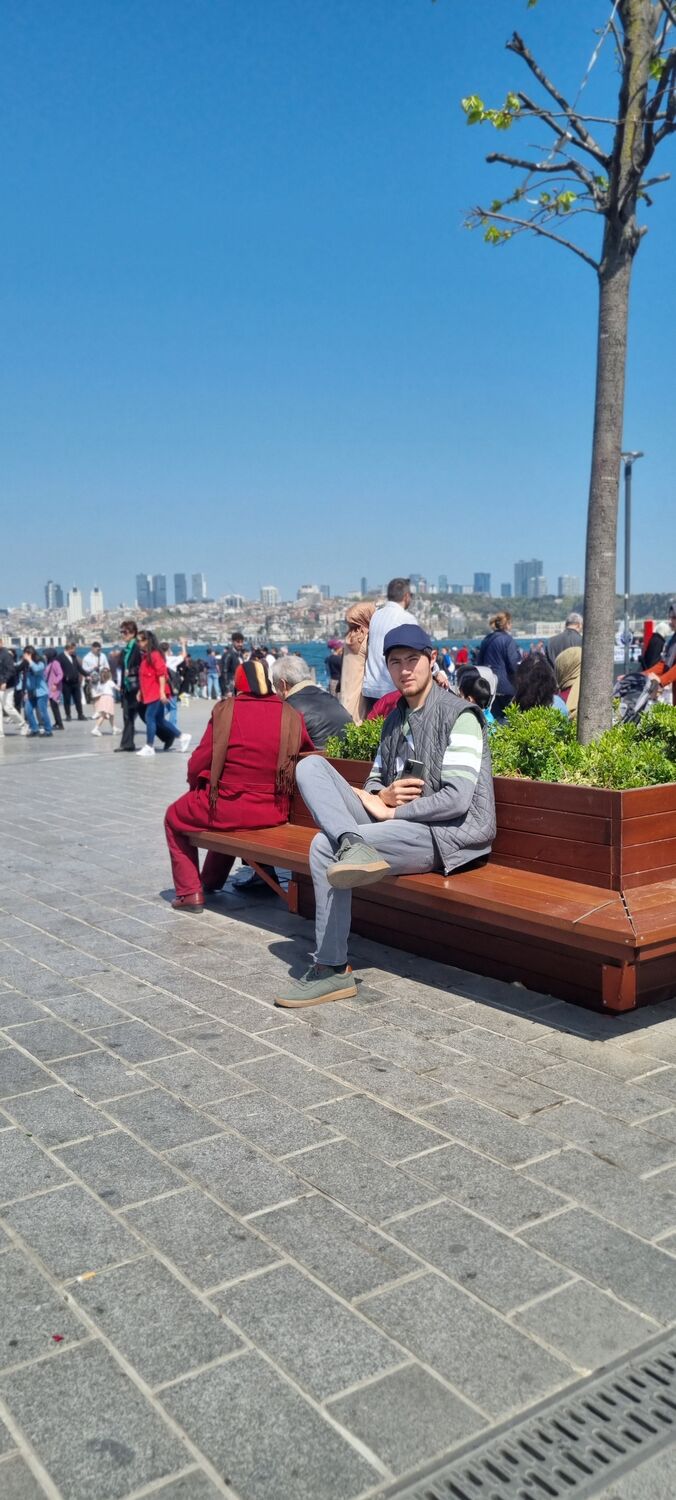  ,   Yusuf, 37 ,   ,   