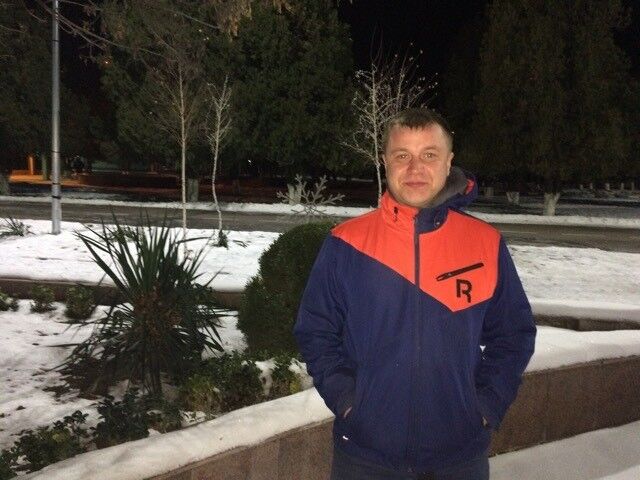  10326370  , 37 ,    -