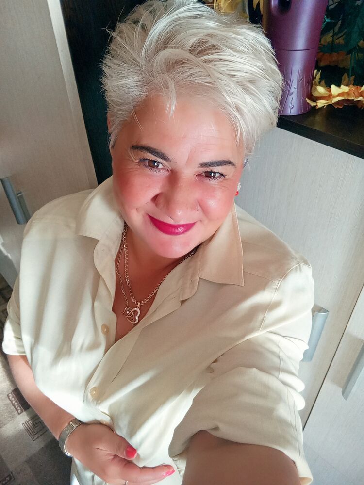  44041570  , 50 ,    -