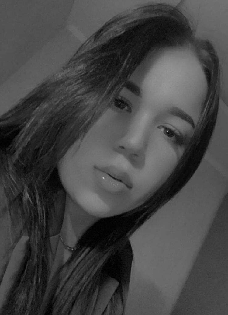  33645870  , 23 ,    