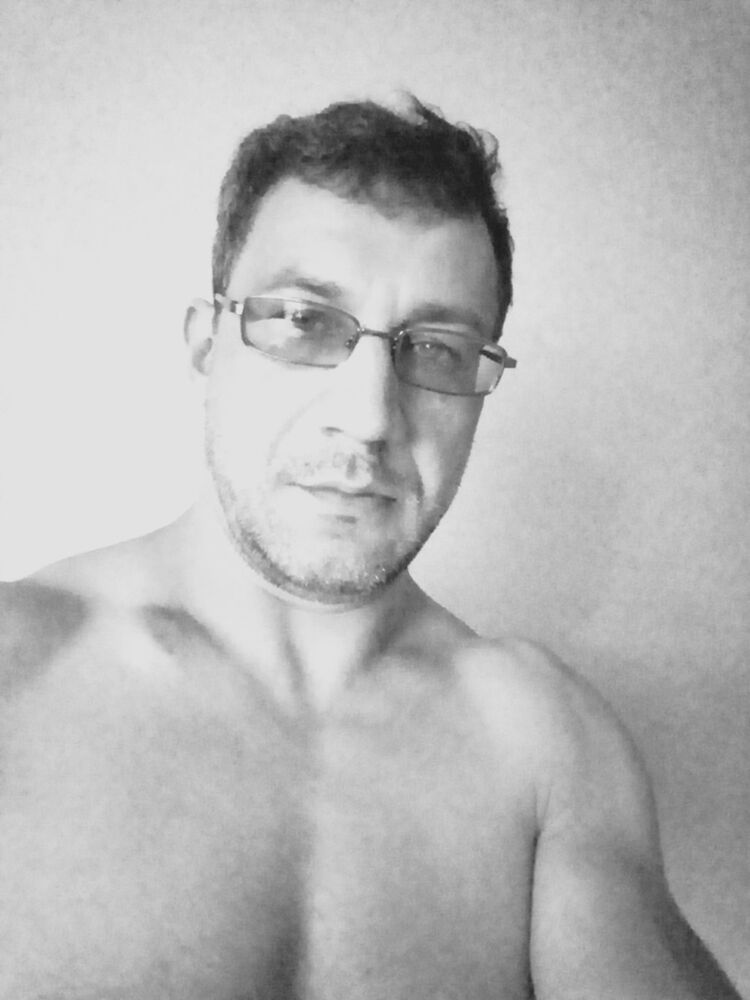  ,   Oleg, 47 ,   ,   , c 