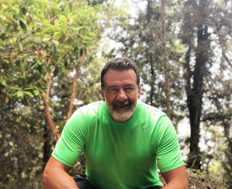  Abbots Langley,   Steven, 61 ,   ,   