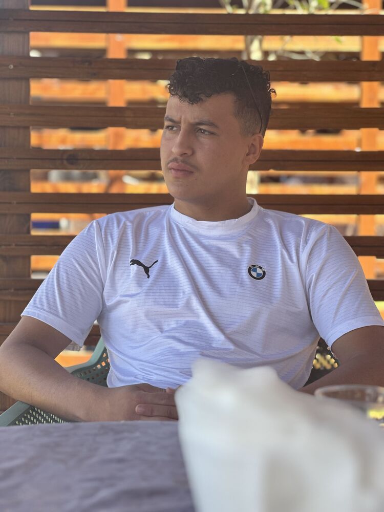  ,   Ayoub, 22 ,   ,   