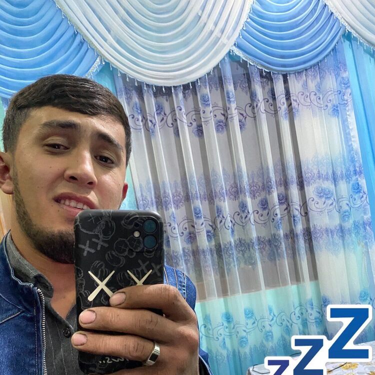  24328800  Bek, 27 ,    