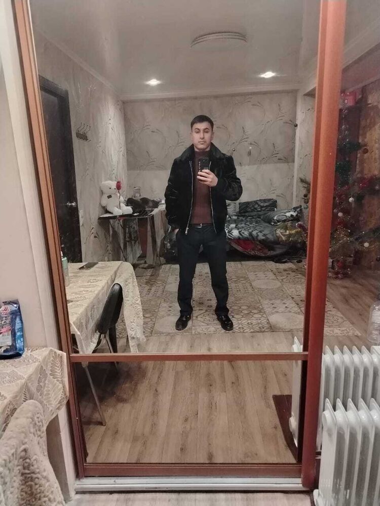  49238520  , 33 ,    
