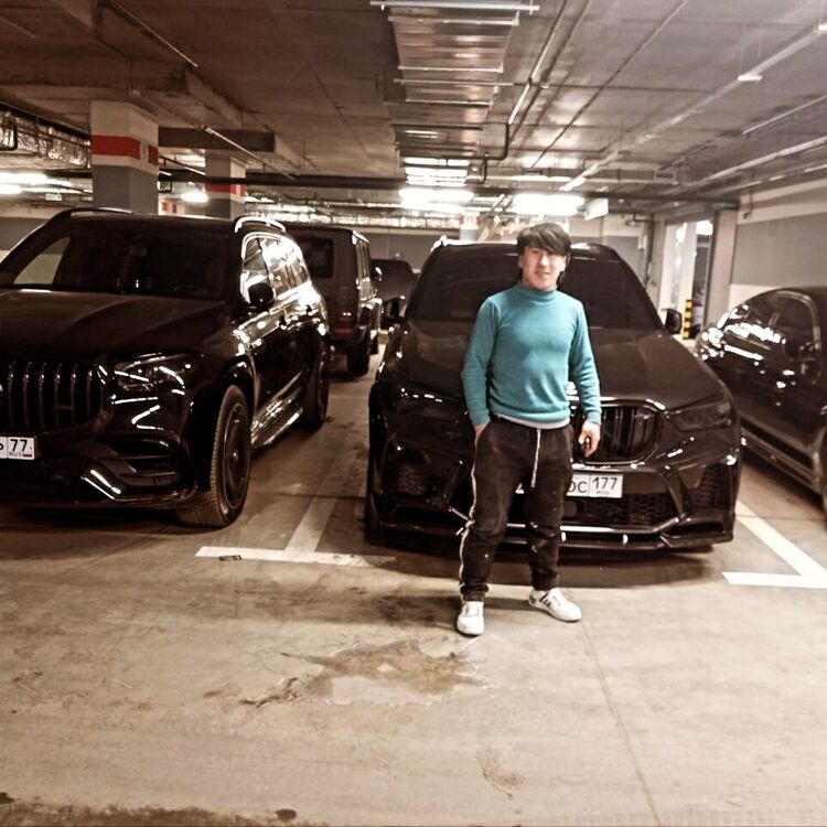  40562760  Odilbrk, 22 ,    