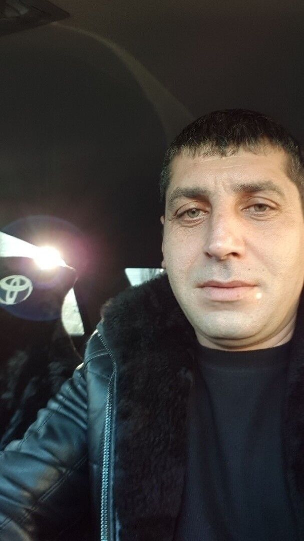  ,   Vugar, 42 ,     , c 